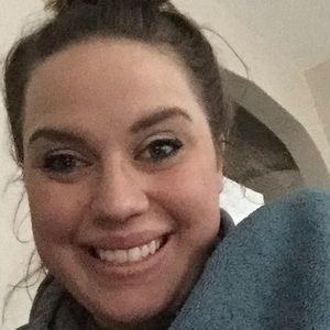 Meet your Posher, Leslie